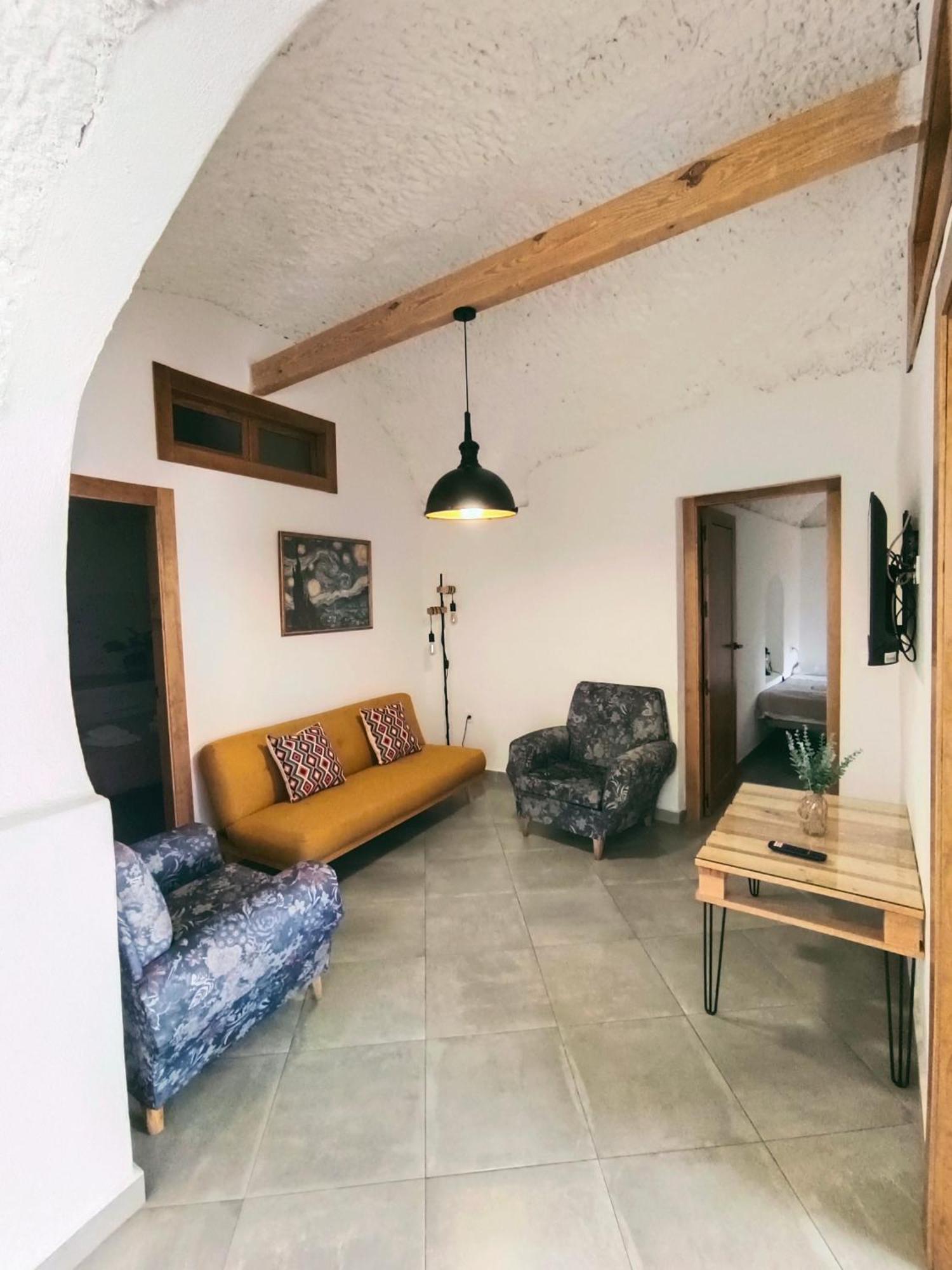 La Madriguera Eco Caves 3 Apartment กวาดิกซ์ ภายนอก รูปภาพ